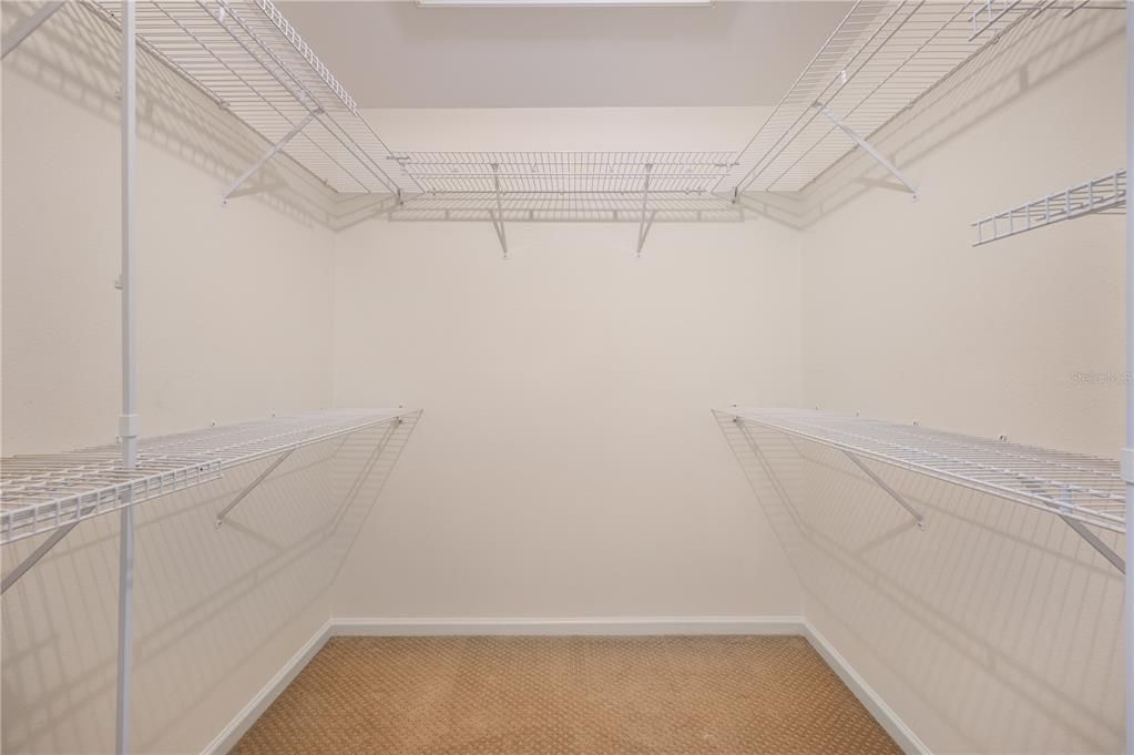 На продажу: $309,999 (2 спален, 2 ванн, 1624 Квадратных фут)
