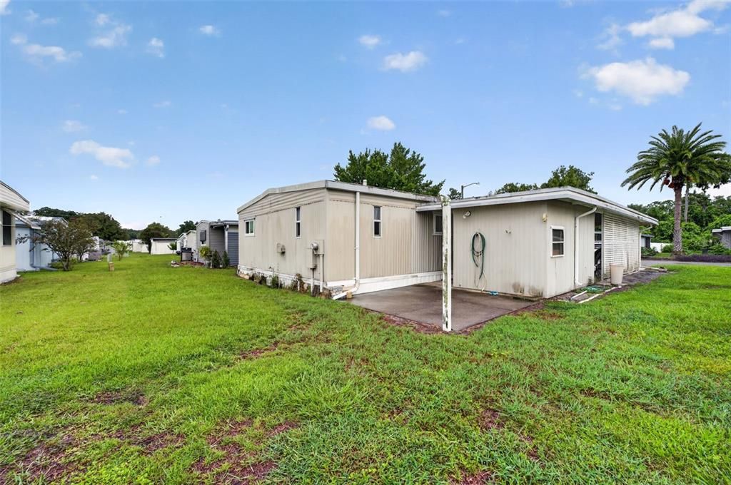 For Sale: $110,000 (2 beds, 2 baths, 1056 Square Feet)