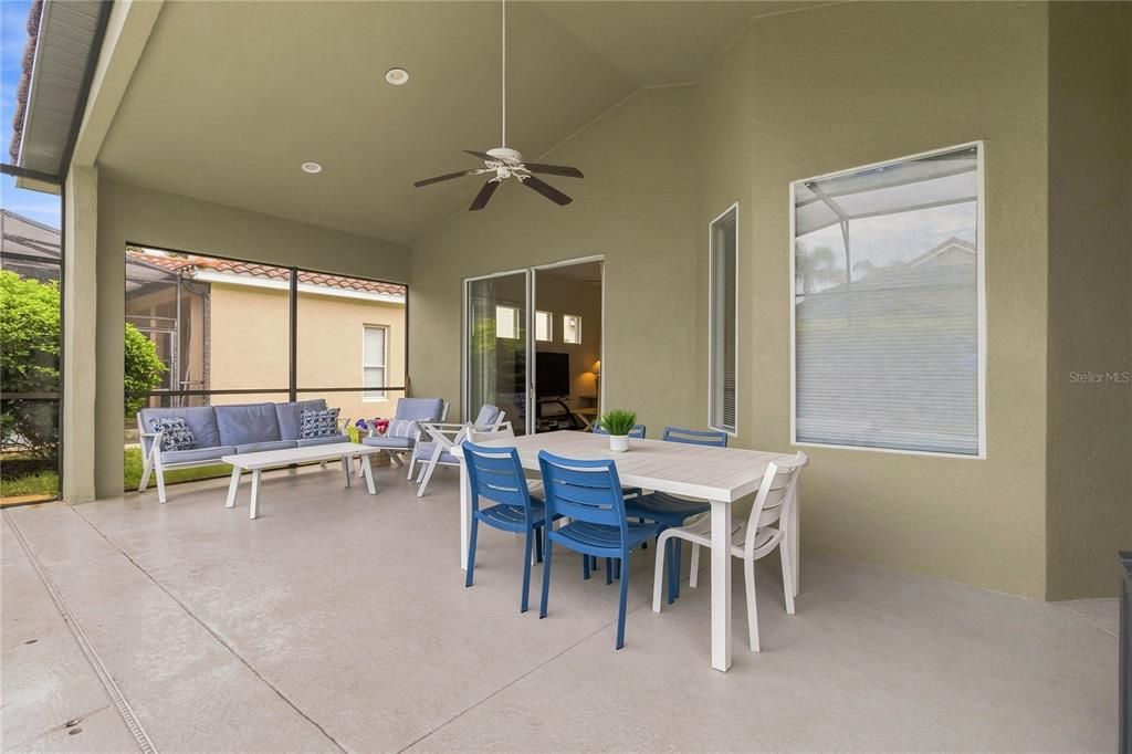 For Sale: $419,900 (4 beds, 3 baths, 1895 Square Feet)