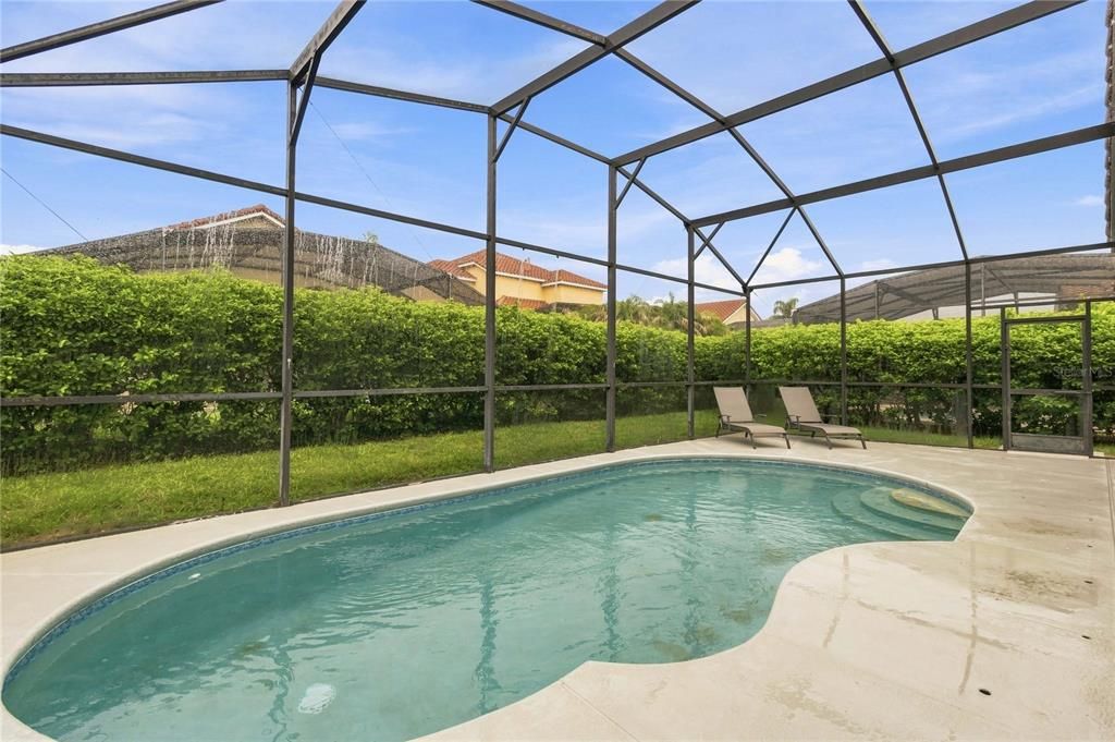 For Sale: $419,900 (4 beds, 3 baths, 1895 Square Feet)