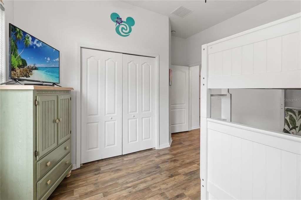 For Sale: $419,900 (4 beds, 3 baths, 1895 Square Feet)