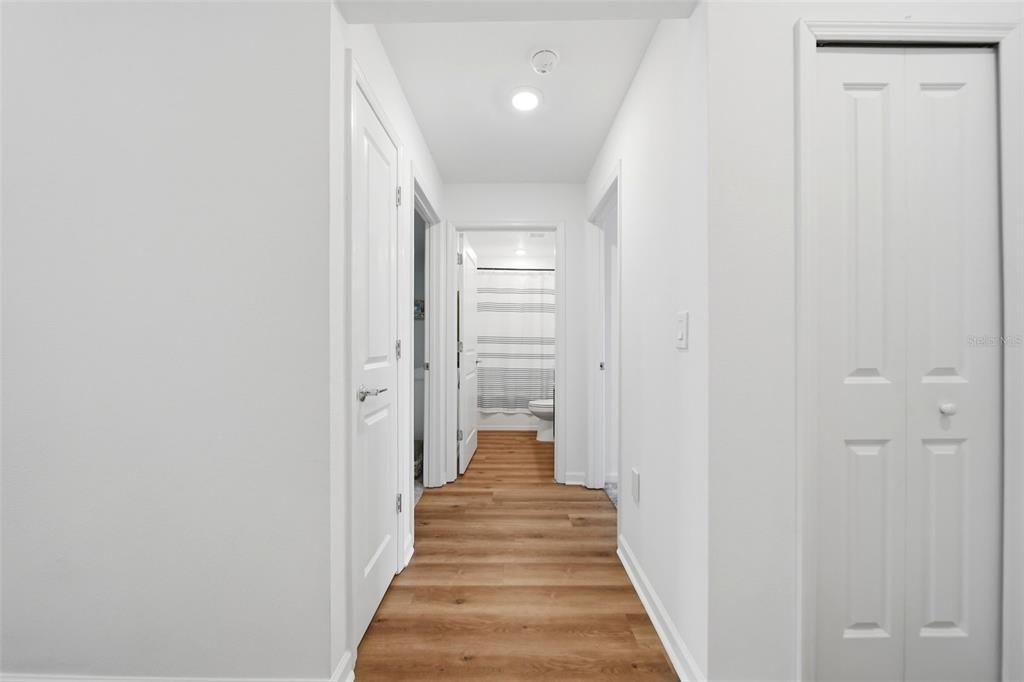 На продажу: $315,000 (3 спален, 2 ванн, 1560 Квадратных фут)