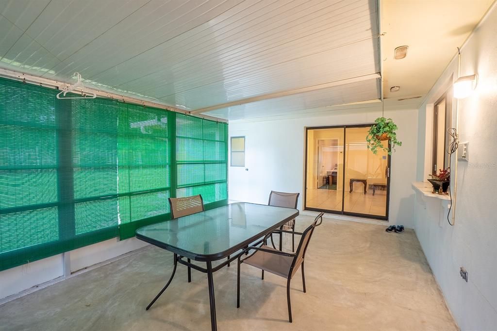 For Sale: $310,000 (3 beds, 2 baths, 1950 Square Feet)