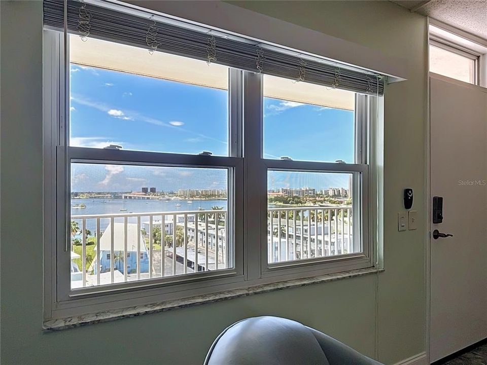 Activo con contrato: $245,000 (2 camas, 2 baños, 855 Pies cuadrados)