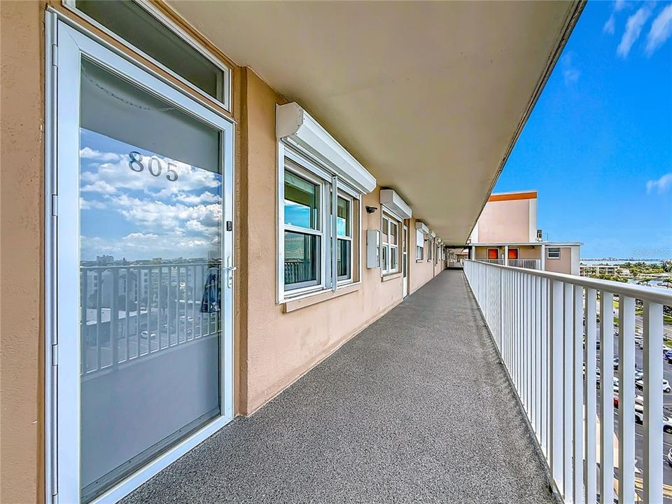 Activo con contrato: $245,000 (2 camas, 2 baños, 855 Pies cuadrados)