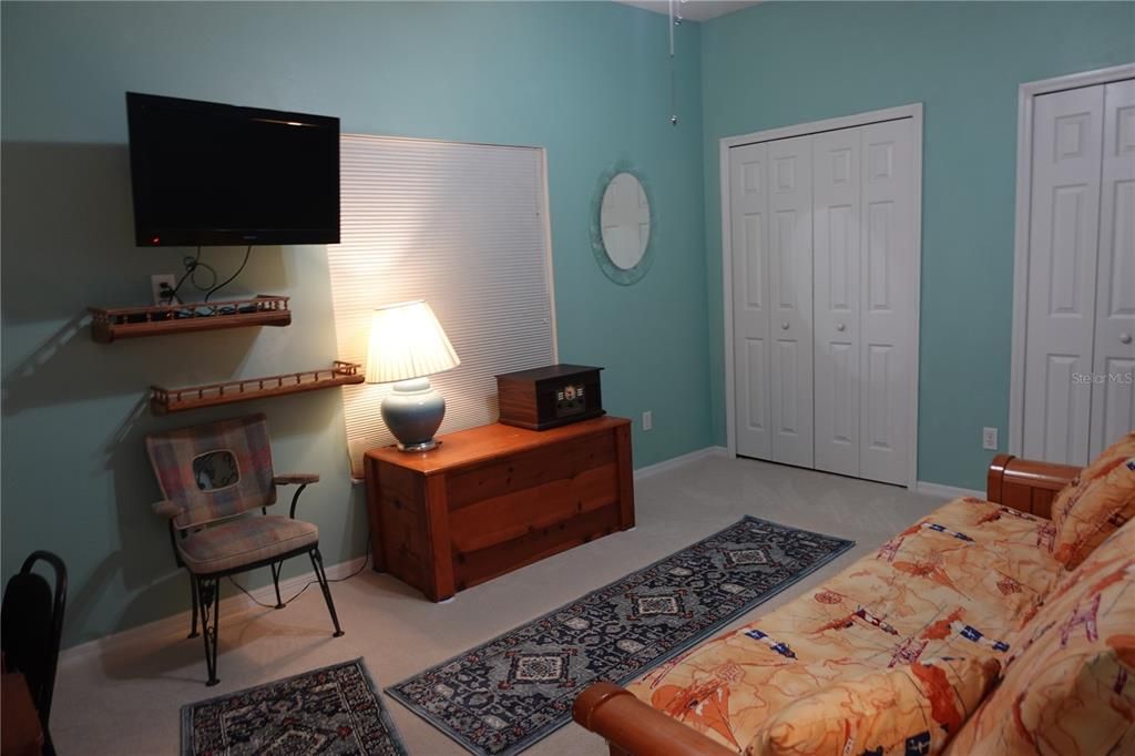 For Sale: $520,000 (3 beds, 2 baths, 2529 Square Feet)