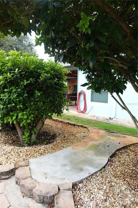 For Sale: $520,000 (3 beds, 2 baths, 2529 Square Feet)