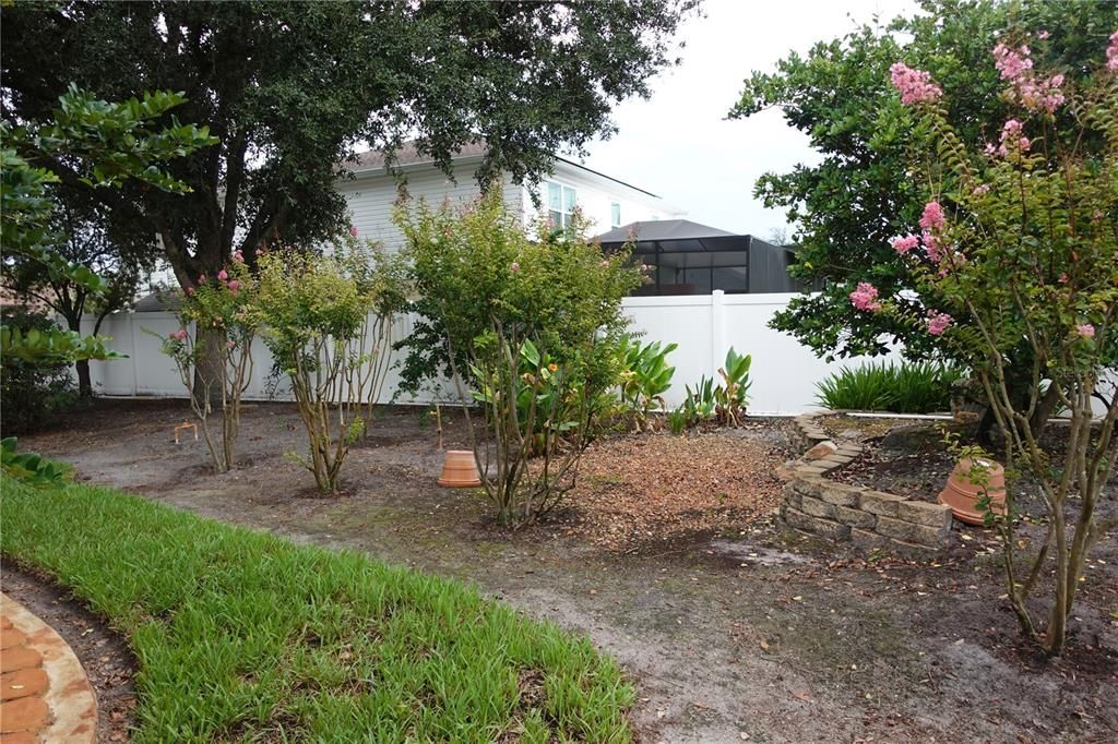 For Sale: $520,000 (3 beds, 2 baths, 2529 Square Feet)