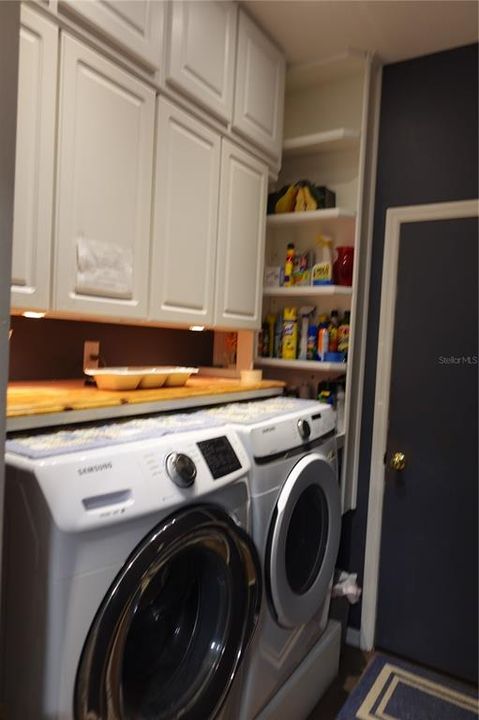 For Sale: $520,000 (3 beds, 2 baths, 2529 Square Feet)