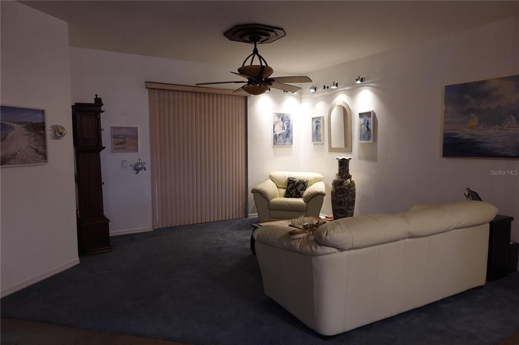 For Sale: $520,000 (3 beds, 2 baths, 2529 Square Feet)