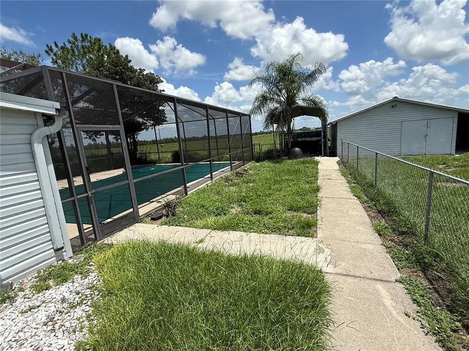 For Sale: $205,000 (4 beds, 3 baths, 1958 Square Feet)