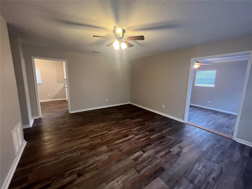 For Rent: $1,975 (3 beds, 2 baths, 1512 Square Feet)