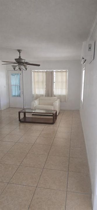 For Rent: $1,500 (2 beds, 2 baths, 925 Square Feet)