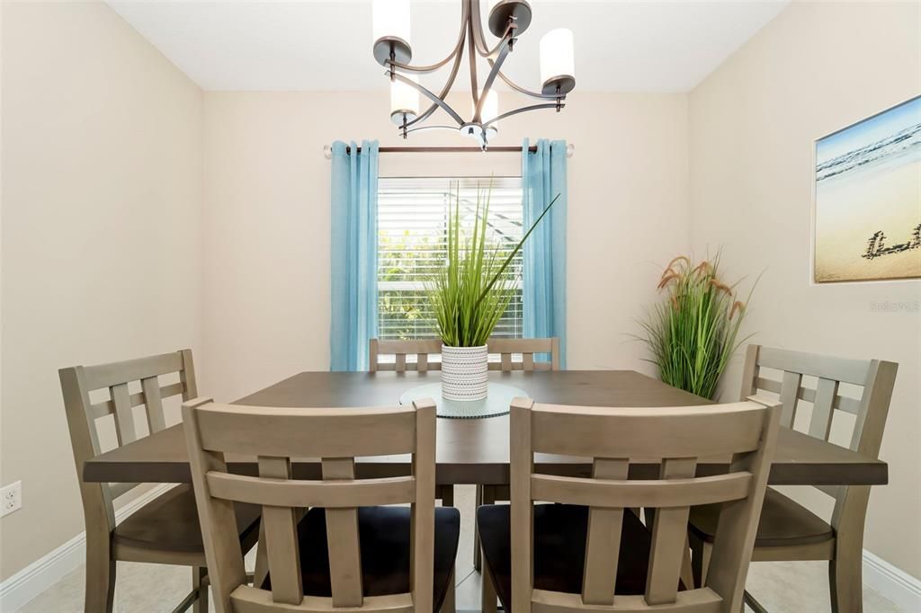 En Venta: $599,999 (3 camas, 2 baños, 1642 Pies cuadrados)