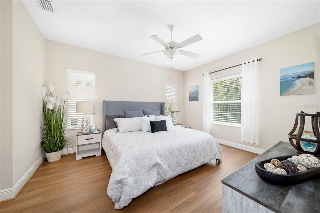 En Venta: $599,999 (3 camas, 2 baños, 1642 Pies cuadrados)
