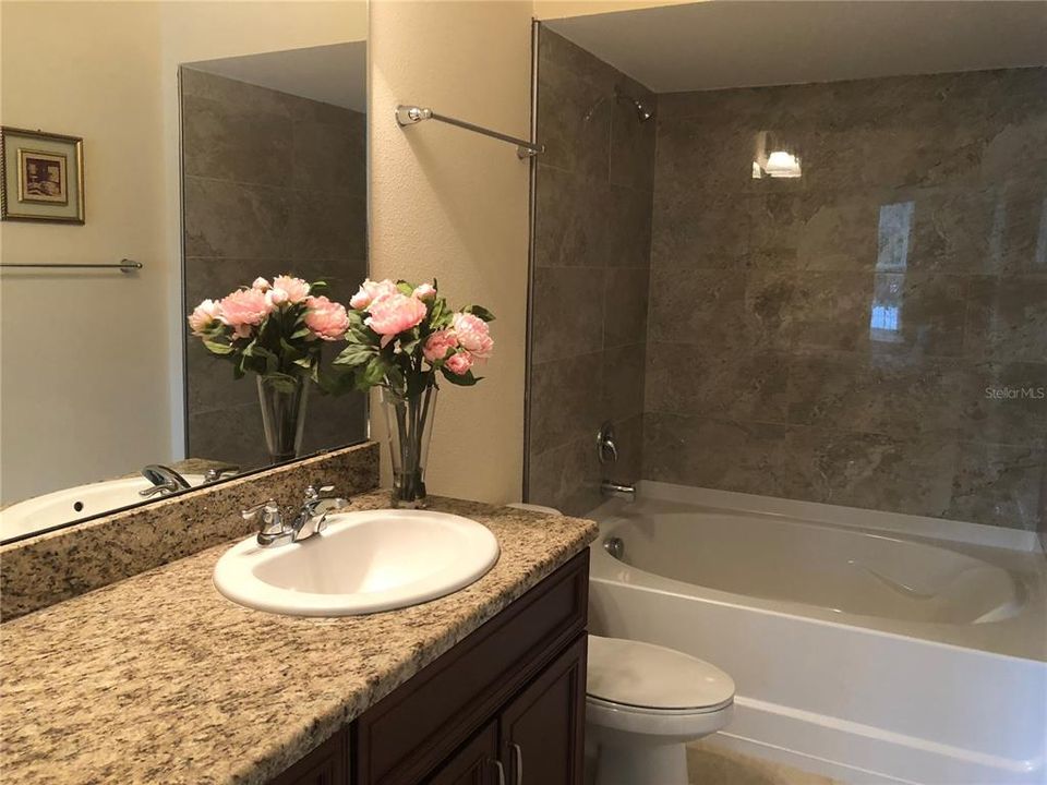 В аренду: $2,895 (5 спален, 3 ванн, 1750 Квадратных фут)