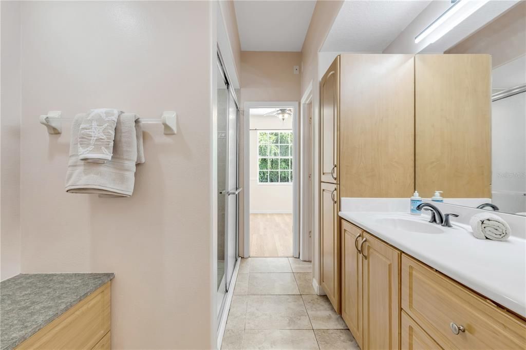 For Sale: $469,000 (4 beds, 2 baths, 1773 Square Feet)