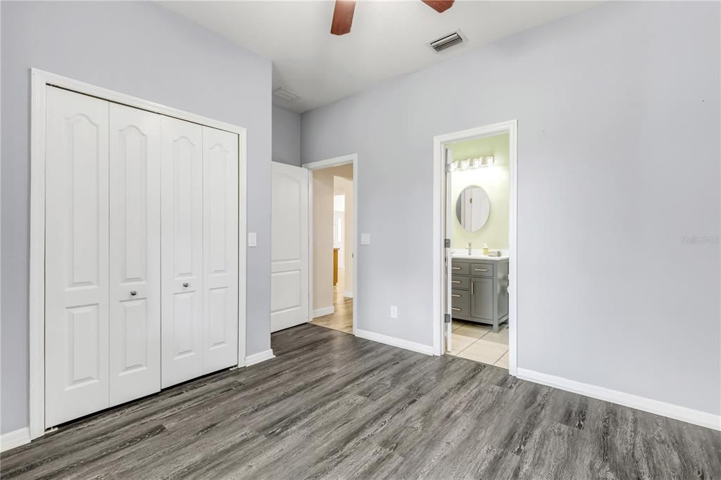 For Sale: $469,000 (4 beds, 2 baths, 1773 Square Feet)