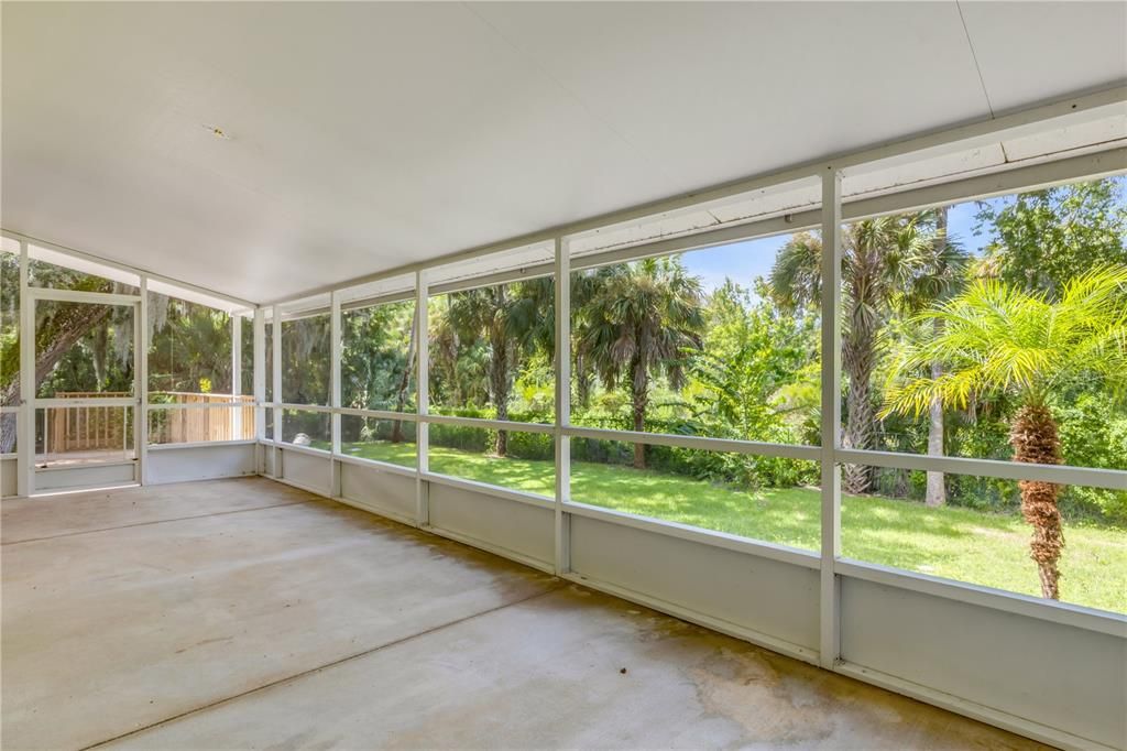 For Sale: $469,000 (4 beds, 2 baths, 1773 Square Feet)