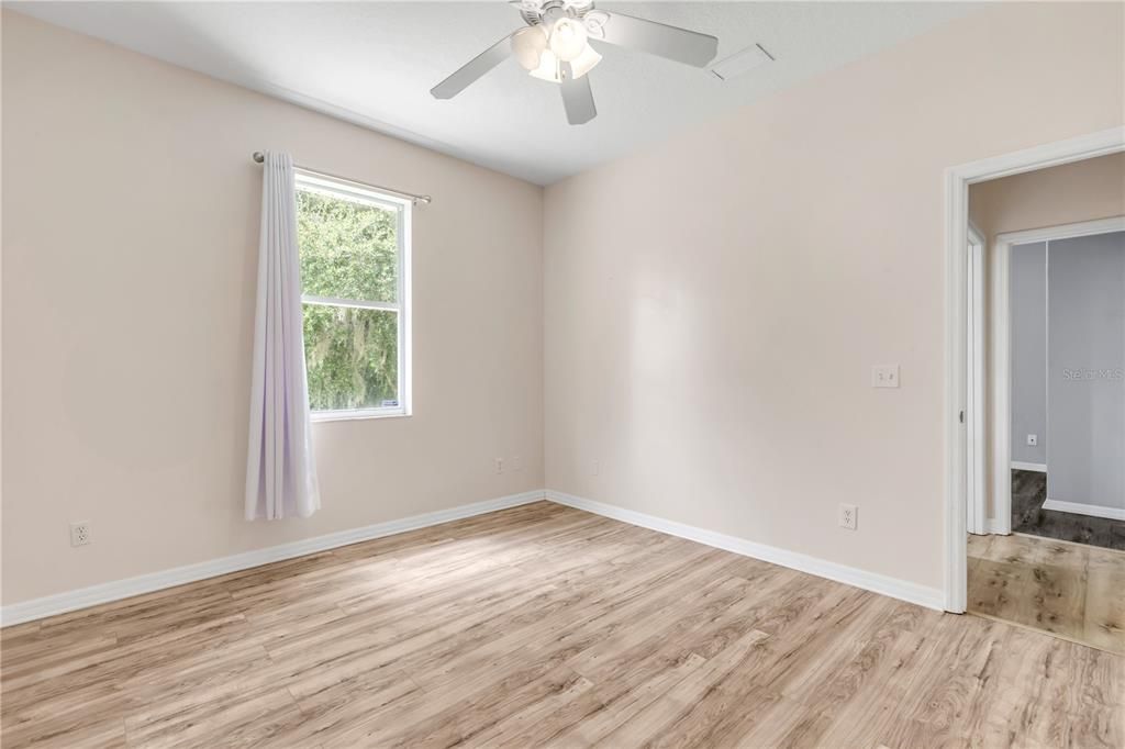 For Sale: $469,000 (4 beds, 2 baths, 1773 Square Feet)