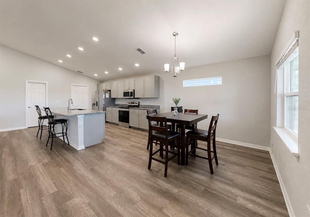 For Sale: $380,000 (4 beds, 2 baths, 2005 Square Feet)