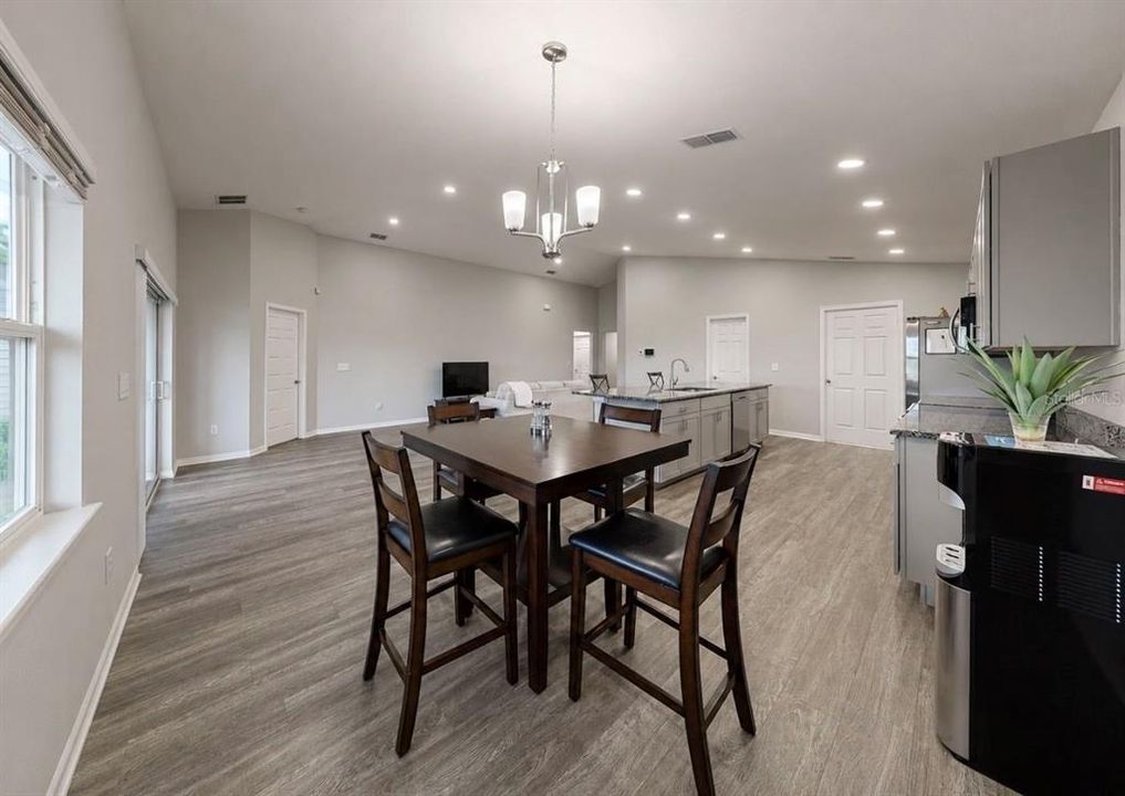 For Sale: $380,000 (4 beds, 2 baths, 2005 Square Feet)