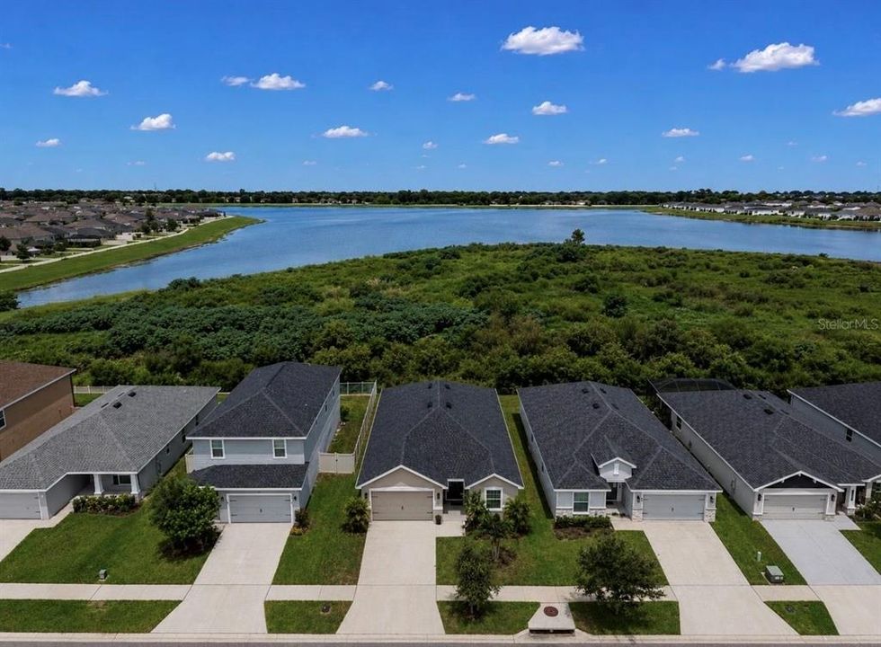 For Sale: $380,000 (4 beds, 2 baths, 2005 Square Feet)