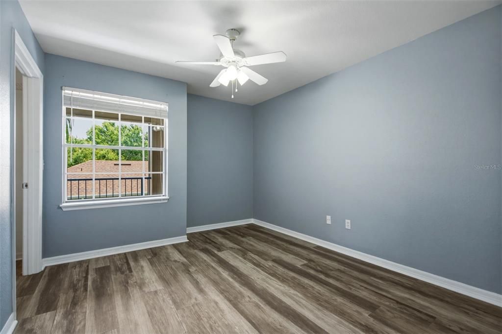 For Rent: $1,550 (2 beds, 1 baths, 1021 Square Feet)