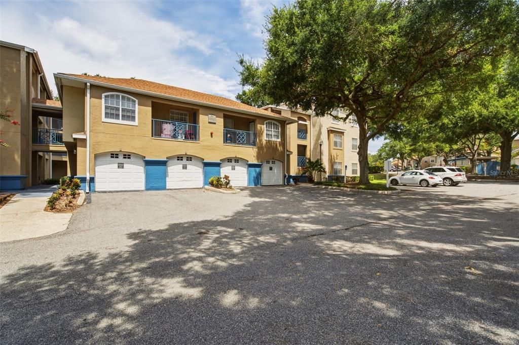 For Rent: $1,550 (2 beds, 1 baths, 1021 Square Feet)