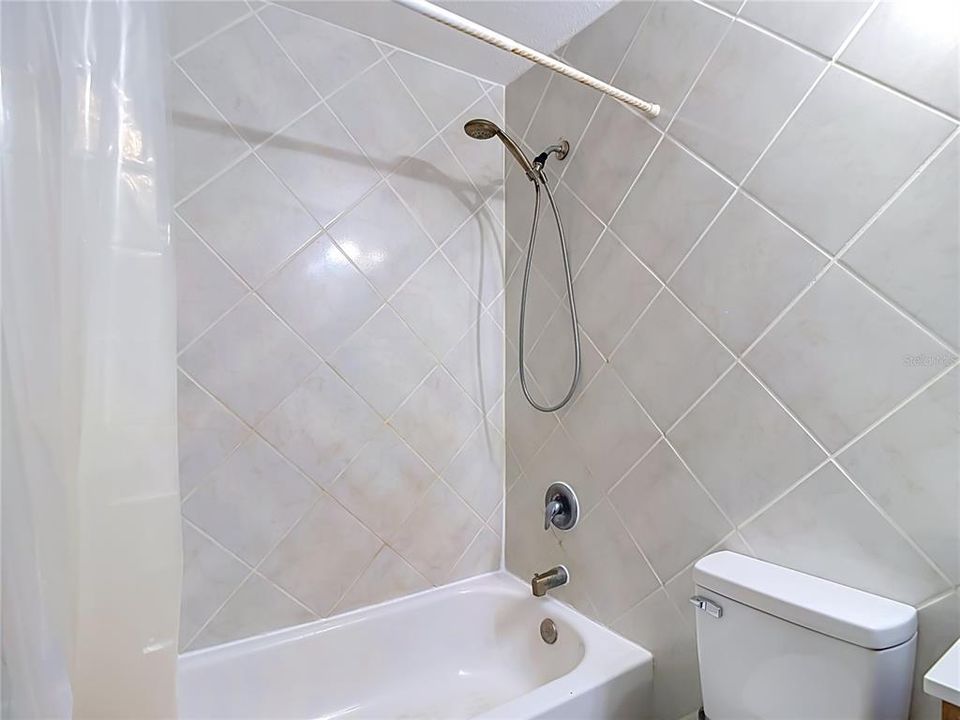 En Renta: $2,450 (3 camas, 2 baños, 1232 Pies cuadrados)