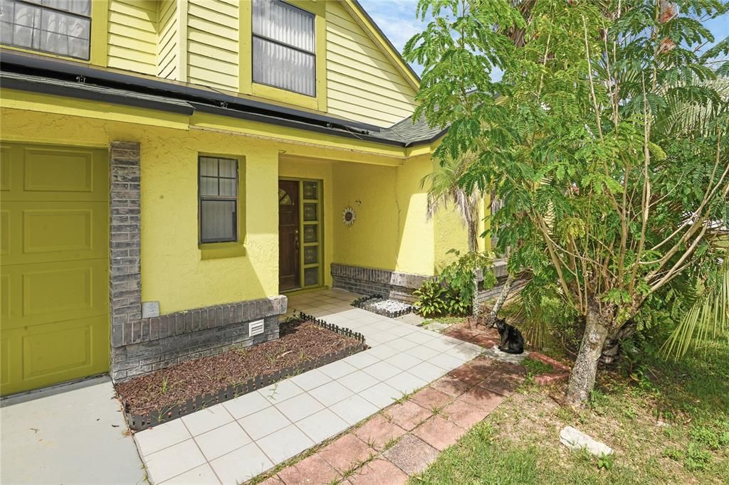 For Sale: $425,000 (4 beds, 3 baths, 1705 Square Feet)
