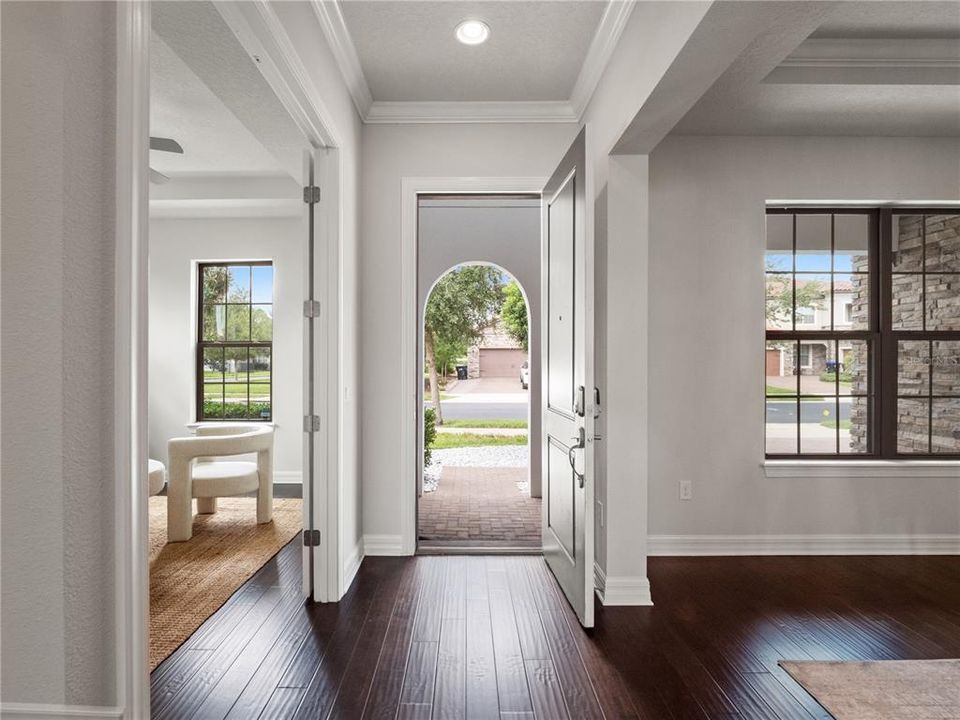 For Sale: $1,599,000 (6 beds, 5 baths, 4953 Square Feet)