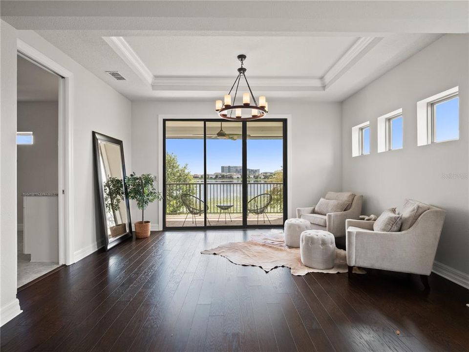 For Sale: $1,599,000 (6 beds, 5 baths, 4953 Square Feet)