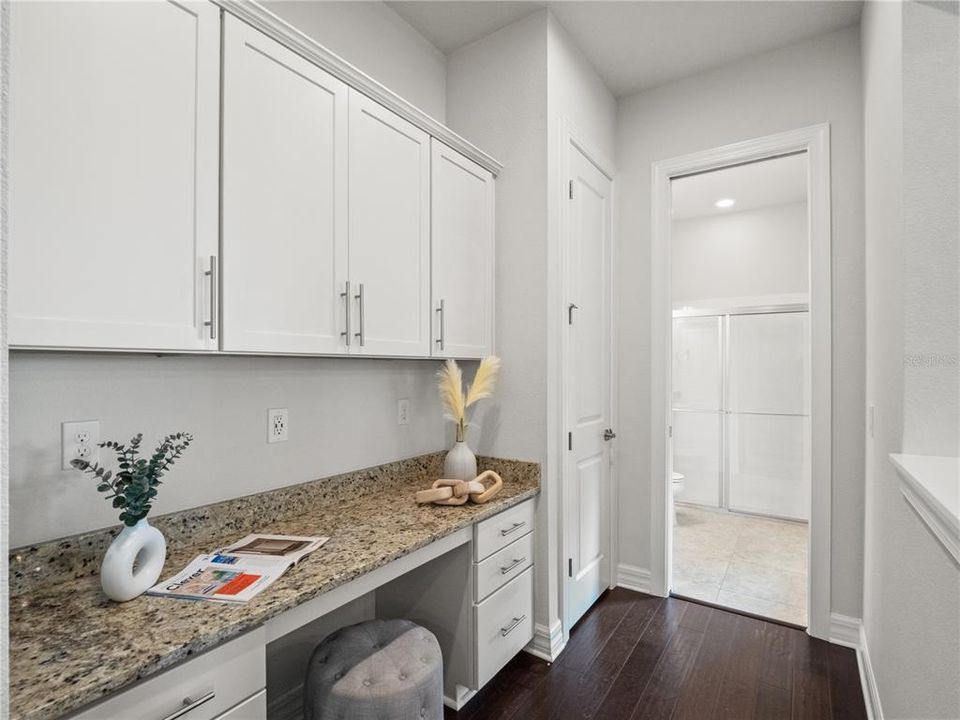 For Sale: $1,599,000 (6 beds, 5 baths, 4953 Square Feet)