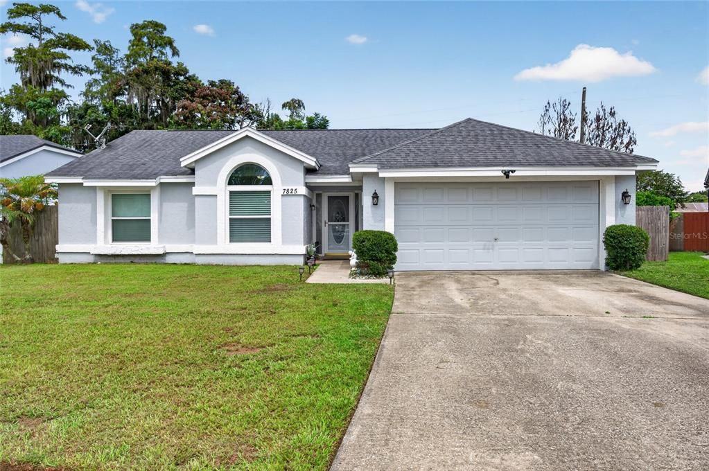 For Sale: $360,000 (3 beds, 2 baths, 1329 Square Feet)