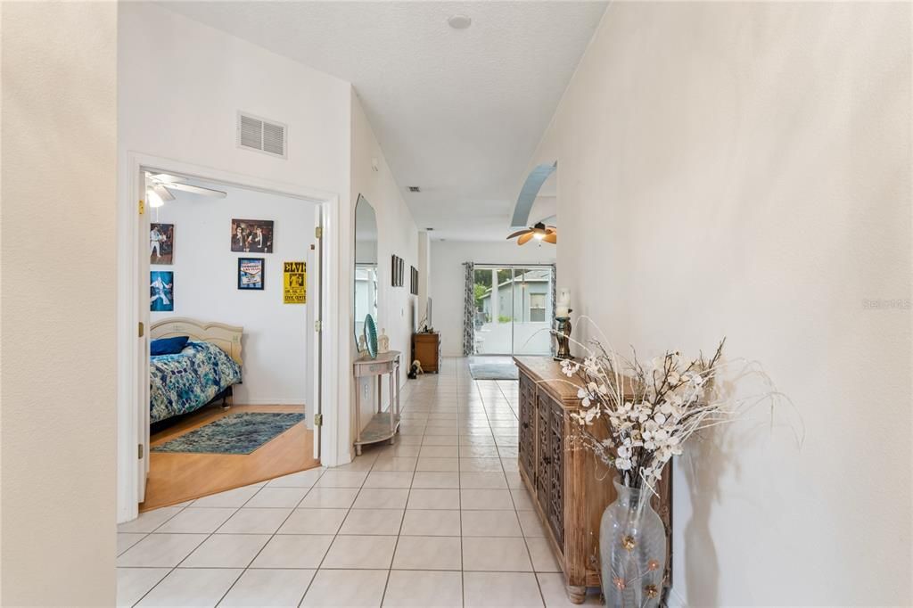 En Venta: $322,500 (3 camas, 2 baños, 1738 Pies cuadrados)