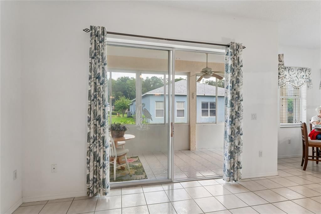 En Venta: $322,500 (3 camas, 2 baños, 1738 Pies cuadrados)