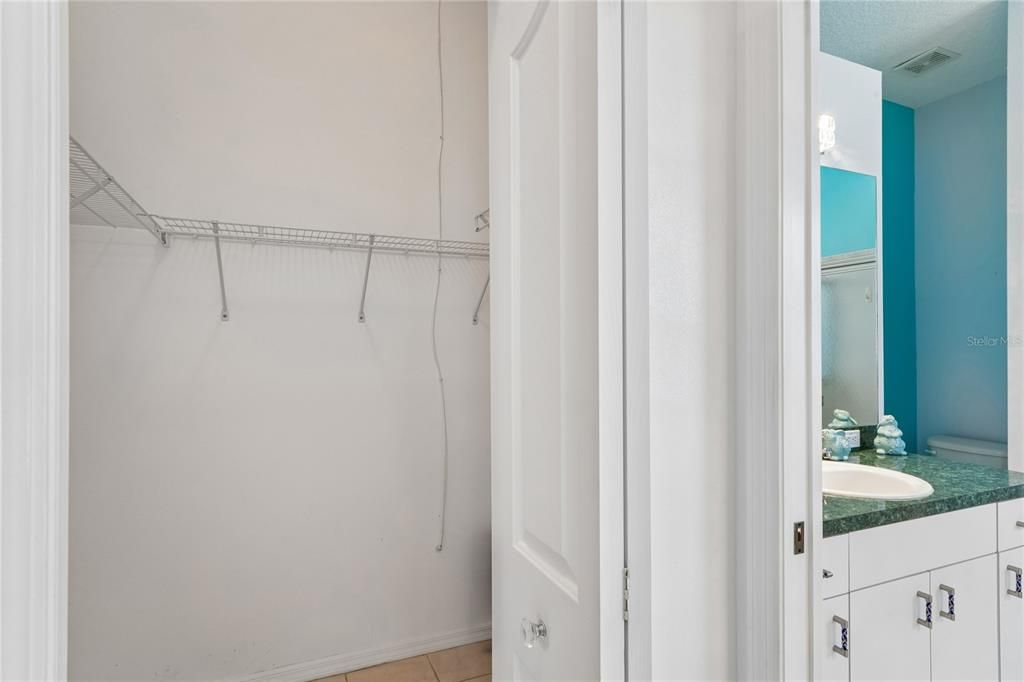 En Venta: $322,500 (3 camas, 2 baños, 1738 Pies cuadrados)