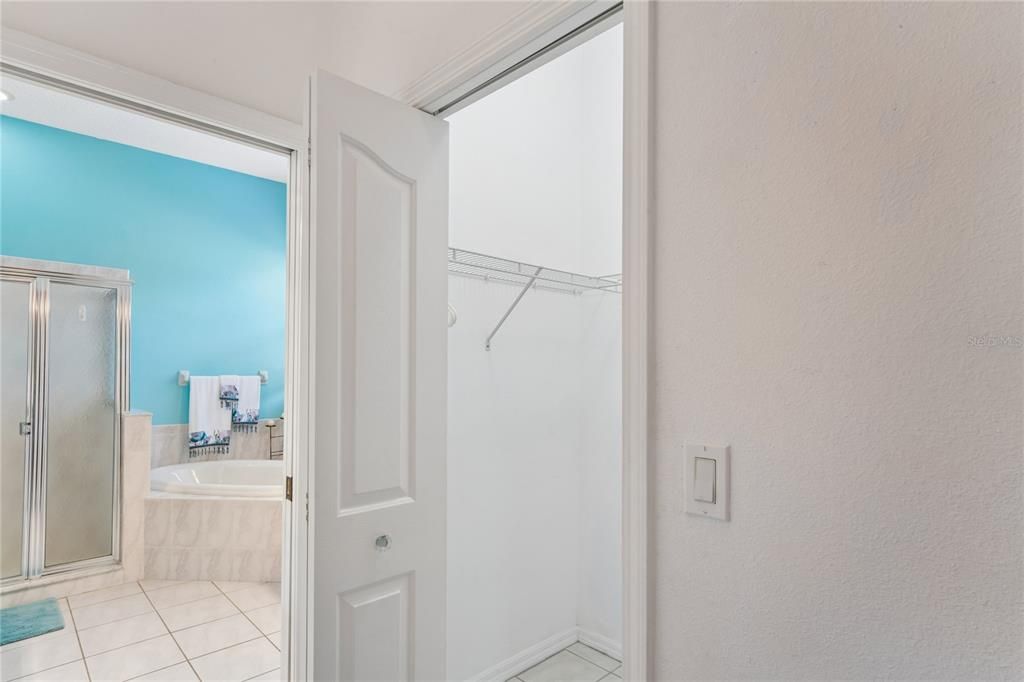 En Venta: $322,500 (3 camas, 2 baños, 1738 Pies cuadrados)