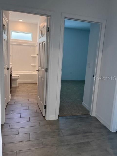 For Rent: $2,300 (4 beds, 3 baths, 1921 Square Feet)
