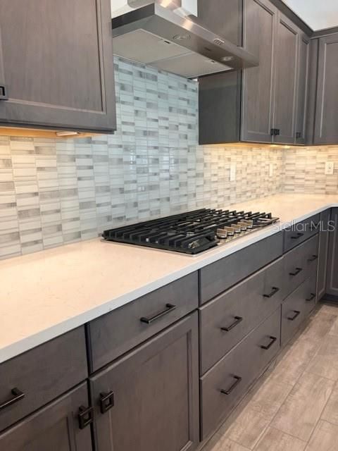 For Rent: $2,300 (4 beds, 3 baths, 1921 Square Feet)
