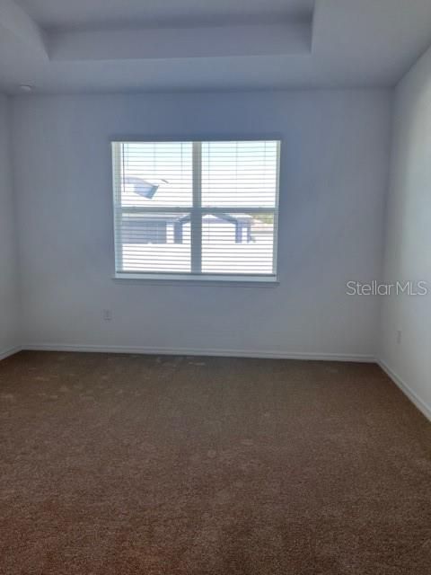 For Rent: $2,300 (4 beds, 3 baths, 1921 Square Feet)