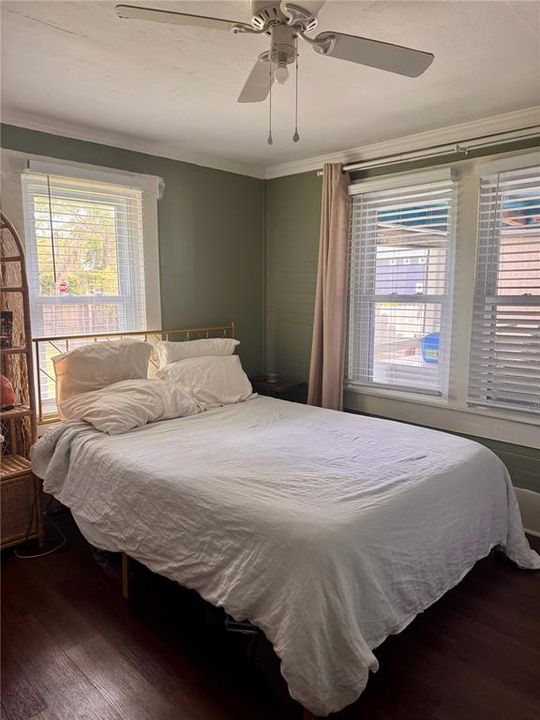 For Rent: $1,800 (3 beds, 2 baths, 1006 Square Feet)