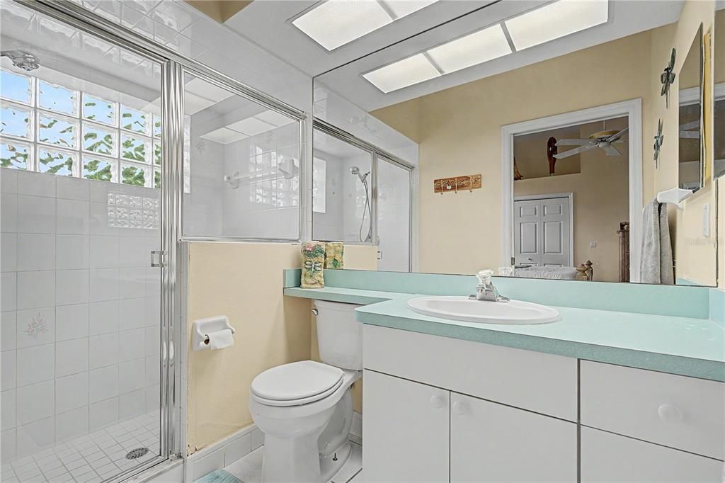 En Venta: $309,000 (2 camas, 2 baños, 1606 Pies cuadrados)