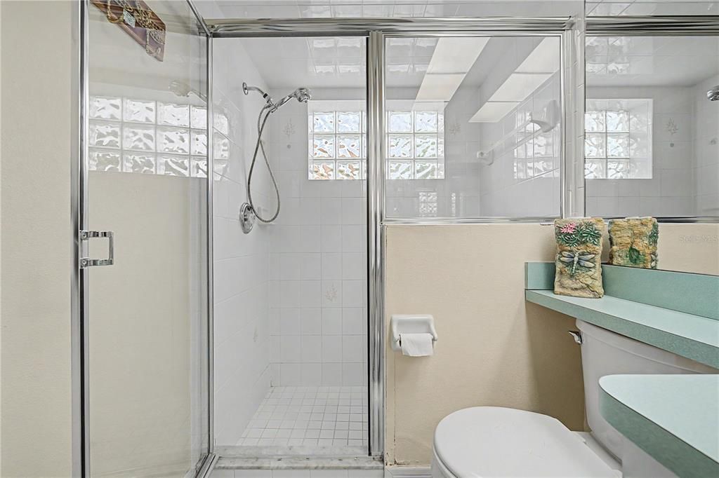 En Venta: $309,000 (2 camas, 2 baños, 1606 Pies cuadrados)