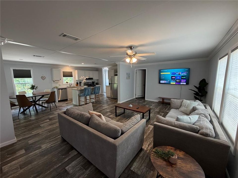 В аренду: $1,995 (3 спален, 2 ванн, 1512 Квадратных фут)