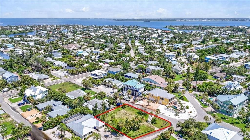 For Sale: $1,179,000 (0.19 acres)