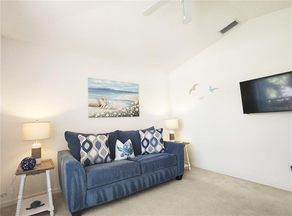For Sale: $510,000 (4 beds, 2 baths, 1685 Square Feet)