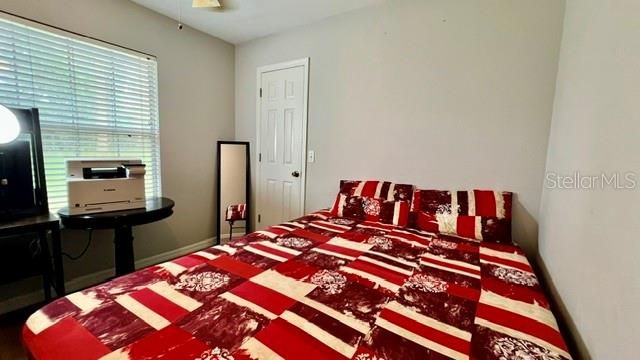 For Rent: $2,500 (3 beds, 2 baths, 1350 Square Feet)