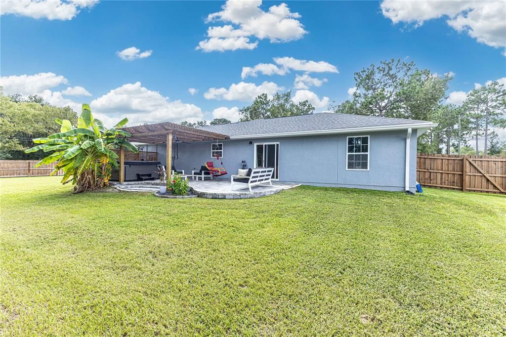 For Sale: $274,900 (3 beds, 2 baths, 1249 Square Feet)
